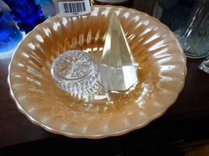 lot 1526 image: Carnival Glass Bowl and Misc