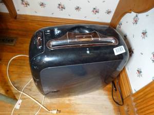 lot 1623 image: Paper Shredder