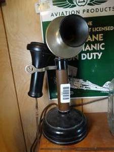 lot 1633 image: Vintage Crank Telephone