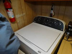 lot 1628 image: Whirlpool Oversized Washer