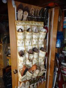 lot 1657 image: Several Ladies Shoes w Door Holders