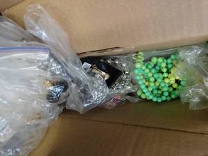 lot 1745 image: Small Lot of Costume Jewelry
