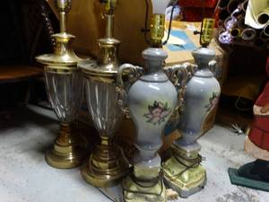 lot 1786 image: 2 Quality Sets of Tall Lamps