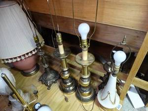 lot 1804 image: Row of Lamps on Right Side One Has Shade all The Rest do Not
