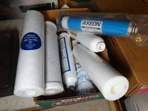 lot 1840 image: Lot of Water Filters