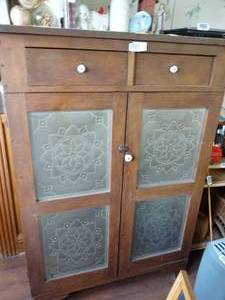 lot 1862 image: 5ft Tall Vintage Pie Safe