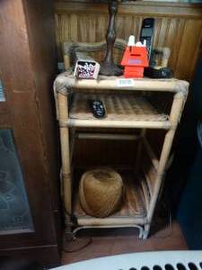 lot 1867 image: Natural Wicker End Table wo Contents
