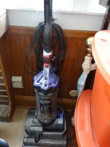 lot 1880 image: Dyson DC28 upright vacuum