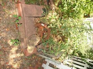 lot 1920 image: no2 husker manual farm implement Part in Garden