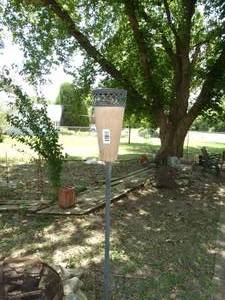 lot 1933 image: Yard Torch - Light