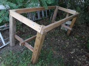 lot 1943 image: 6Ft x 3Ft Sturdy Wood Table Base