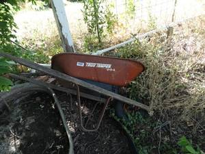 lot 1944 image: Wheelbarrow