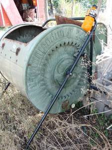 lot 1947 image: Very Nice Large Composter