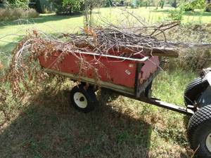 lot 1953 image: Pull behind garden tractor trailer
