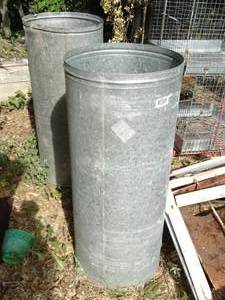 lot 1985 image: 2 Galvanized Metal Pipes