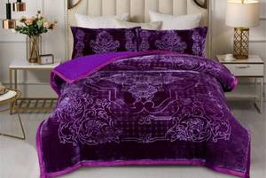 lot 70713 image: SOLID MICROMINK SHERPA COMFORTER BED SET SIZE UNKNOWN