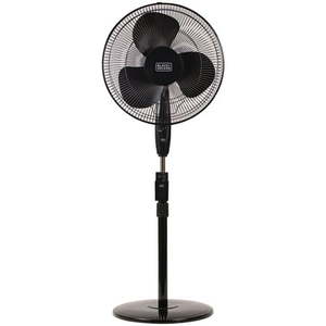 lot 38902 image: Black & Decker 16 Stand Fan with Remote
