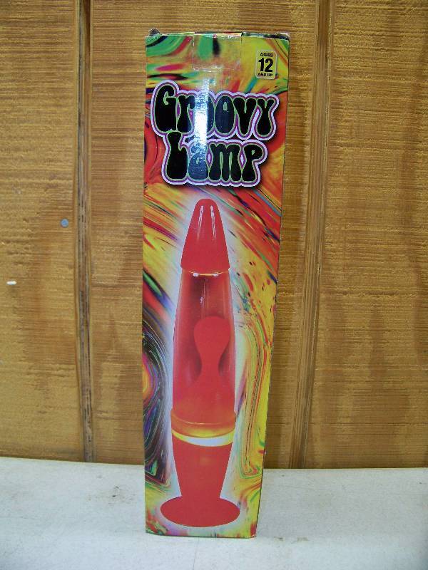 lot 10 image: Groovy Lamp Lava Lamp