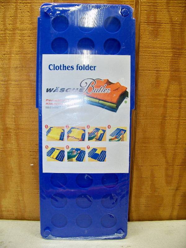 lot 20 image: Wasche Butler Clothes Folder