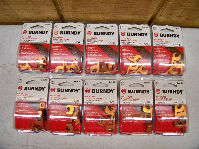 lot 120 image: 10 Packages of 3 Burndy Qiklug CU Terminals