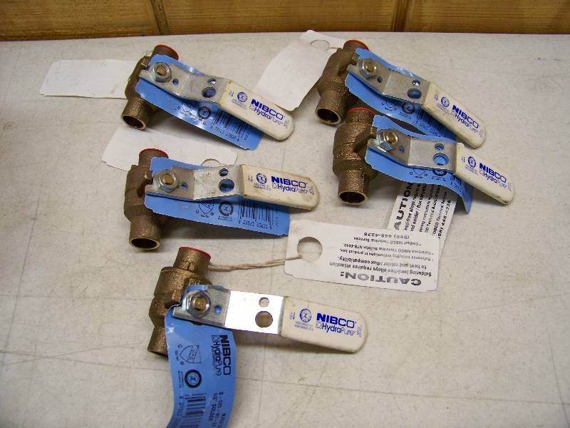lot 134 image: 5 Nibco HydraPure Shut-Off Valves