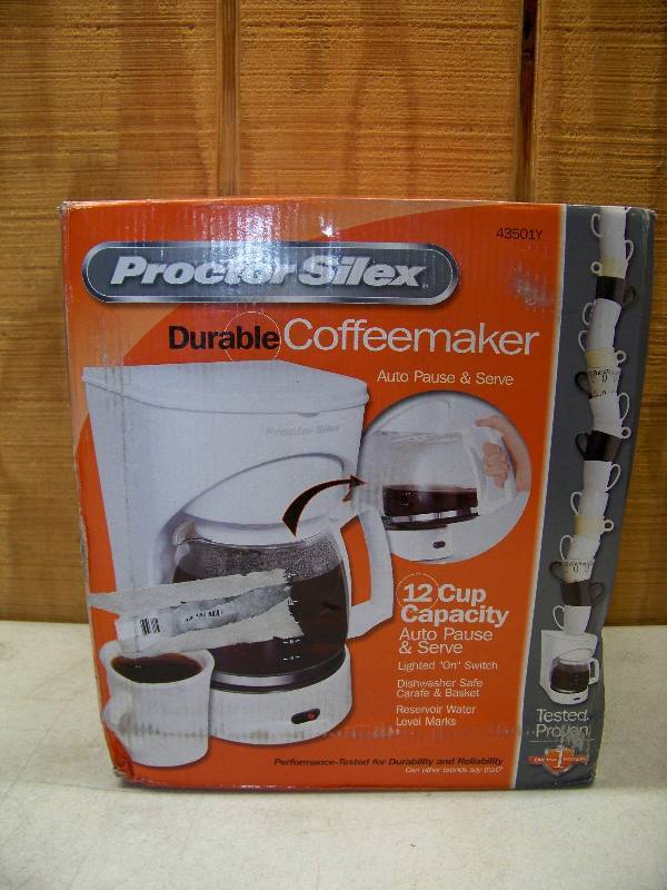 lot 257 image: Proctor Silex 12 Cup Coffee Maker