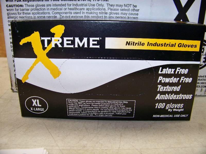 lot 394 image: 10 Boxes of 100 Xtreme Nitrile Latex Free Powder Free Textured Gloves
