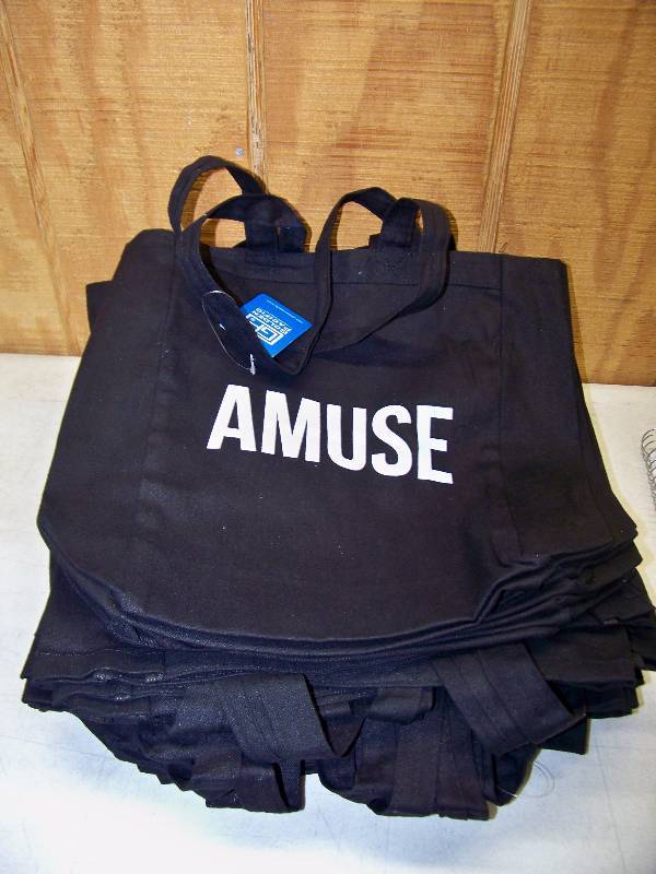 lot 400 image: 25 Tote Bags
