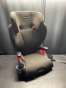 lot 1080 image: Britax Skyline Booster seat with back