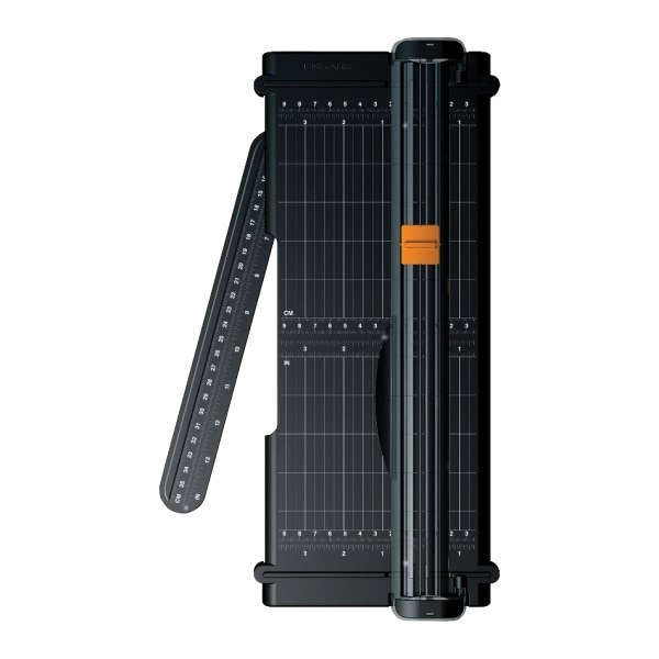 lot 33131 image: Fiskars 12 Recycled SureCut Trimmer