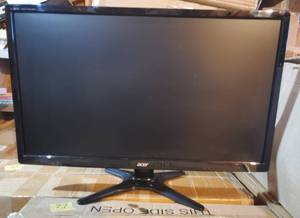 lot 32 image: 24 Inch Acer LED backlight monitor