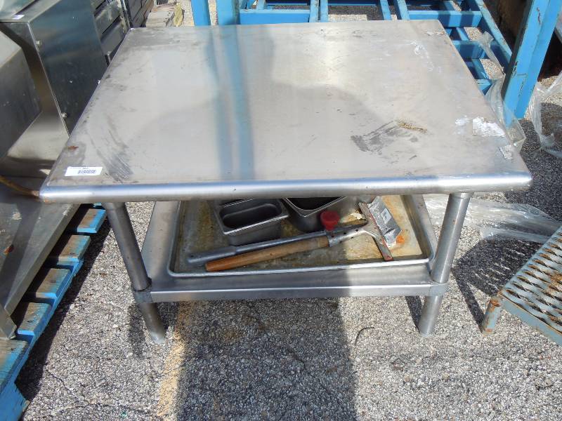 lot 263 image: Stainless Steel Prep Table
