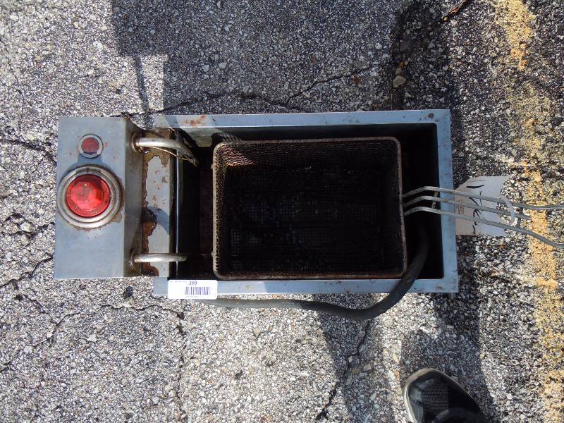 lot 269 image: Electric Fryer