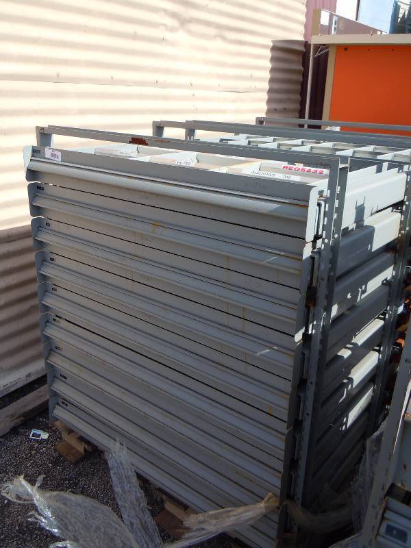 lot 257 image: Lyons Cabinet Large Metal Parts Bin 9 Drawer