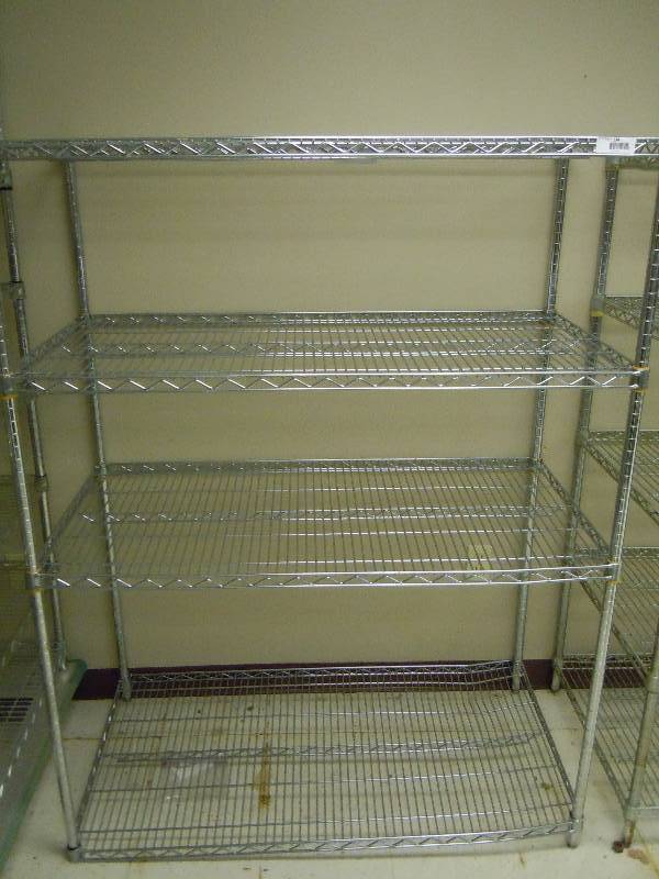 lot 134 image: Metro Rack Shelf