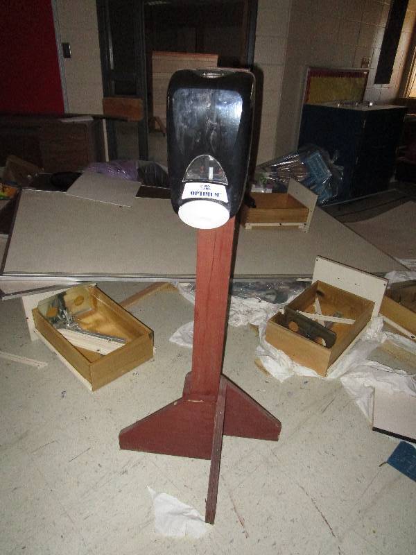 lot 284 image: Hand Sanitizer Stand