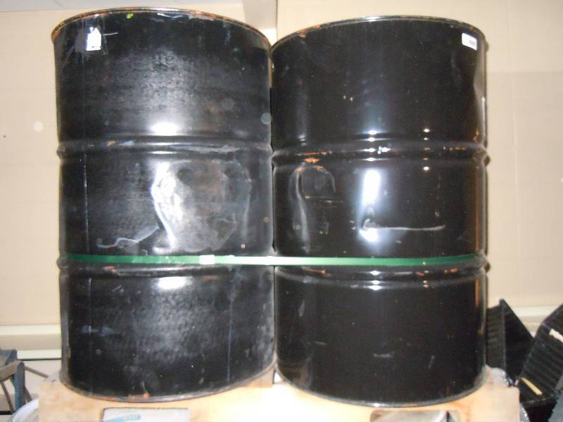 lot 279 image: Lot of Steel Barrells
