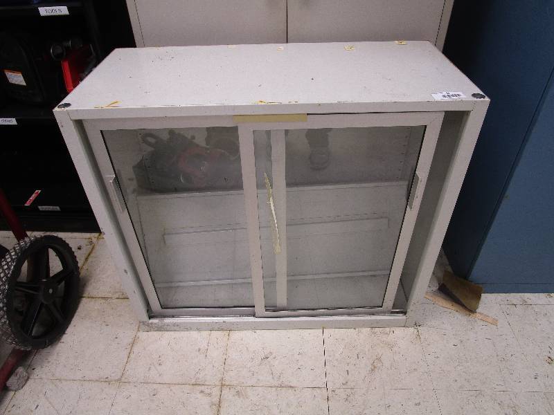 lot 90 image: Storage Cabinet