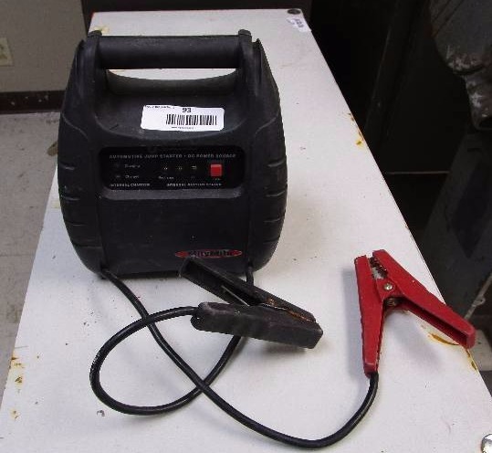 lot 93 image: Battery Charger