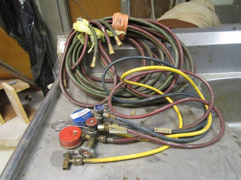 lot 169 image: Torch Gauges and Hose