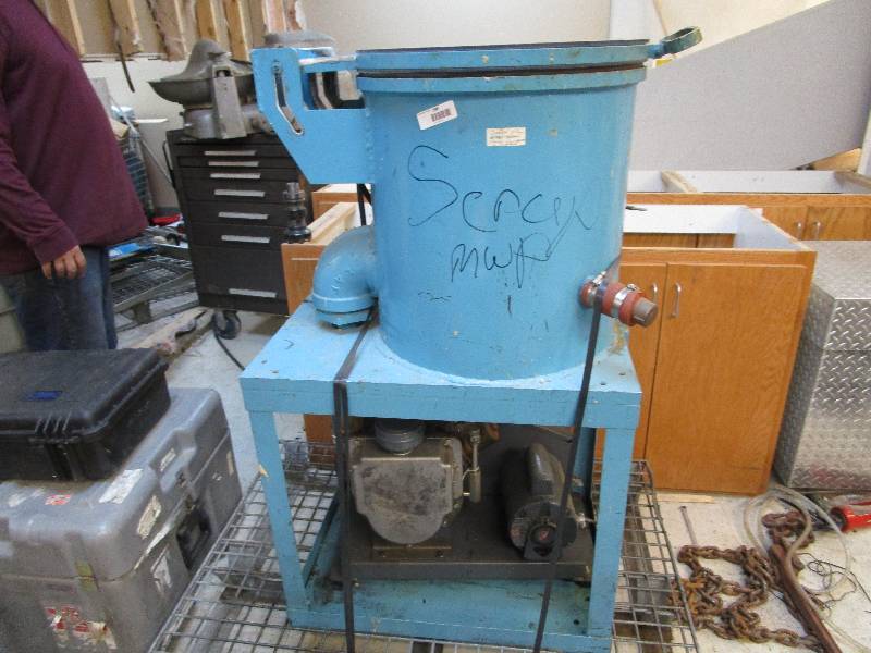 lot 198 image: Vacuum Chamber wPump