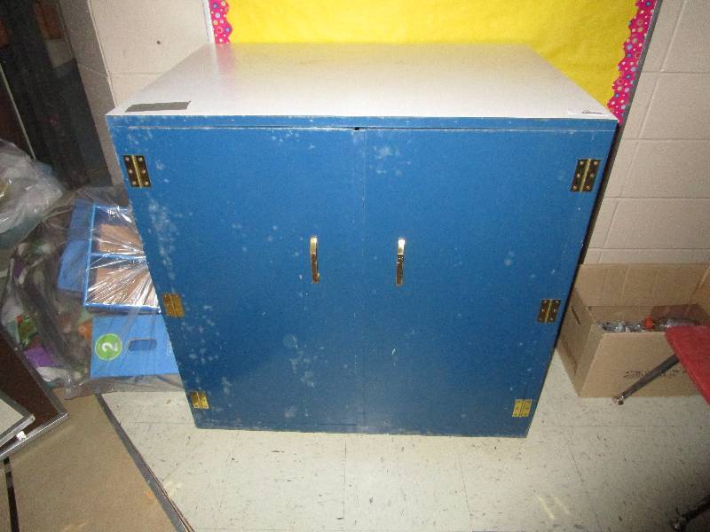 lot 289 image: Map Cabinet