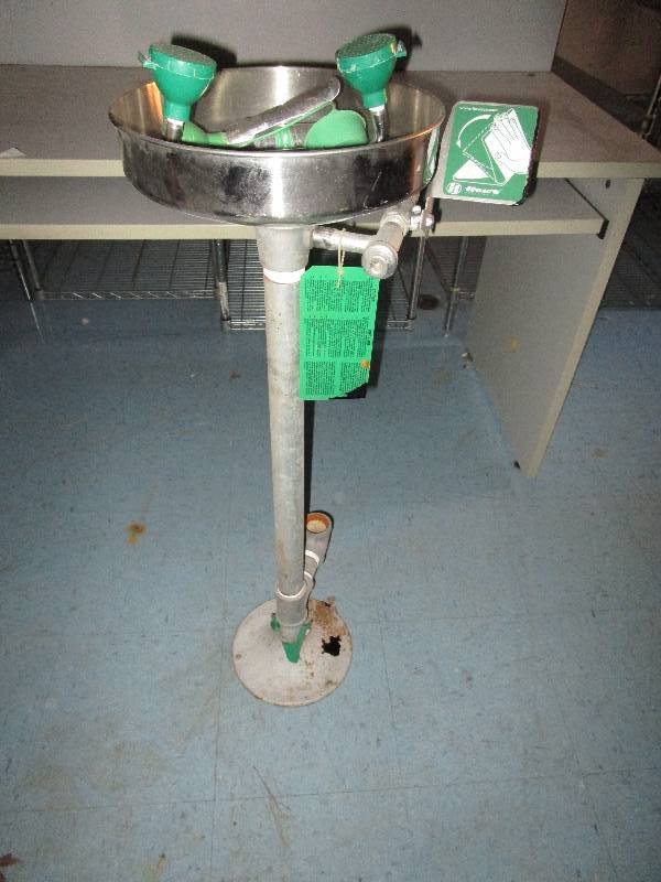 lot 303 image: Eye Washing Station