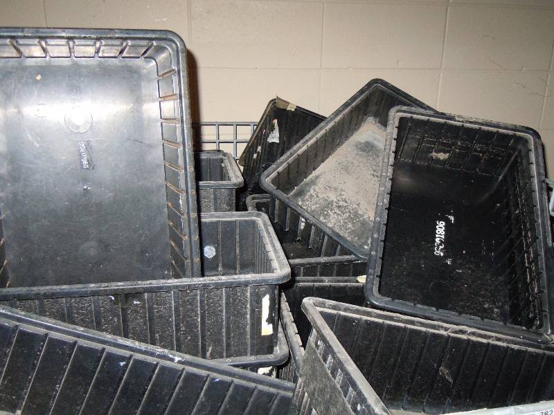 lot 283 image: Lot of Containers inside a Wire Container