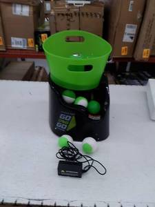 lot 40911 image: Godoggo Automatic Ball Thrower Launcher Auto Fetch Machine Medium Large Dogs