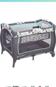 lot 40921 image: Baby Trend Trend-E Nursery Center, Doodle Dots