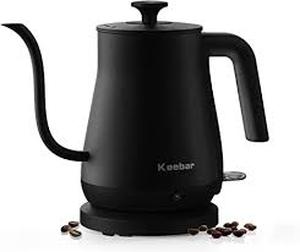 lot 38074 image: Amazon Basics Electric Tea Kettle