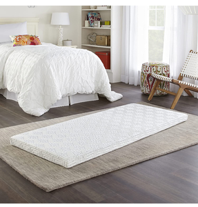 lot 102587 image: Simmons Siesta Gel Foam Lounger Roll-Up GuestFloor Mat, 3 Twin
