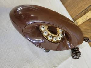 lot 1278 image: Vintage Genie home phone