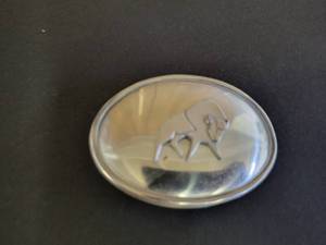 lot 1296 image: Belt buckle wa bull